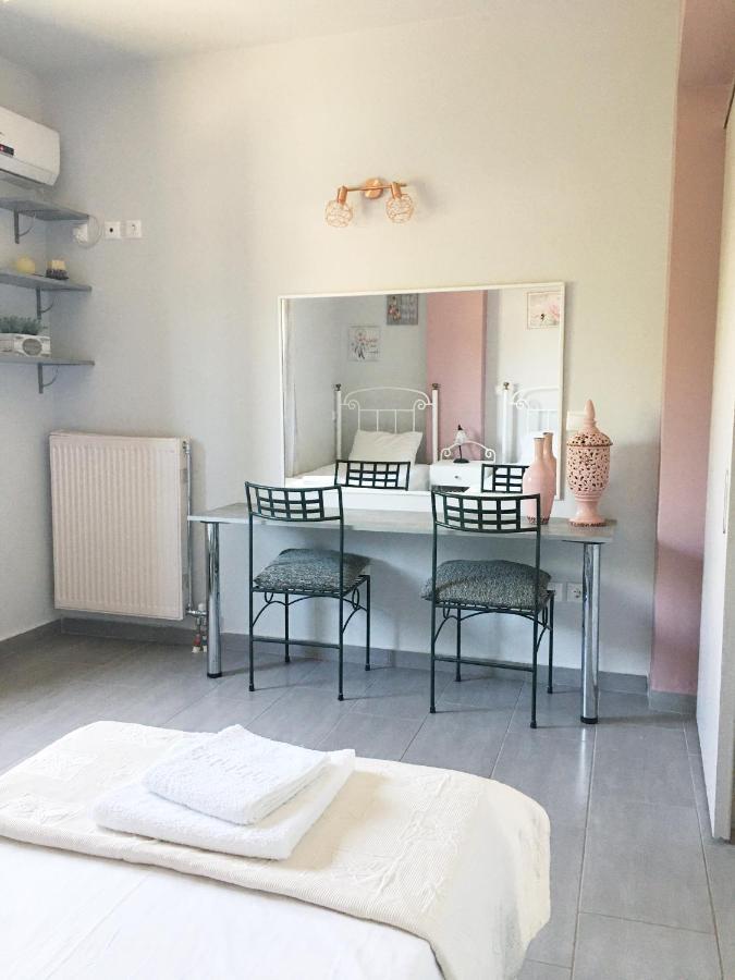 Villeta Nikol Apartment
