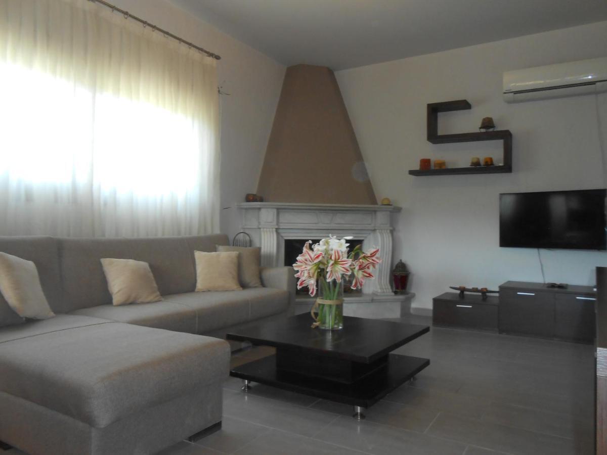 Villeta Nikol Apartment